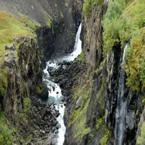 Foto de Hengifoss Waterfall