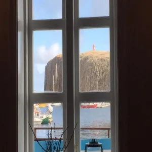 Foto de Súgandisey Island Lighthouse